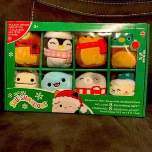 Brand new unopened 2022 Christmas squishmallow set
